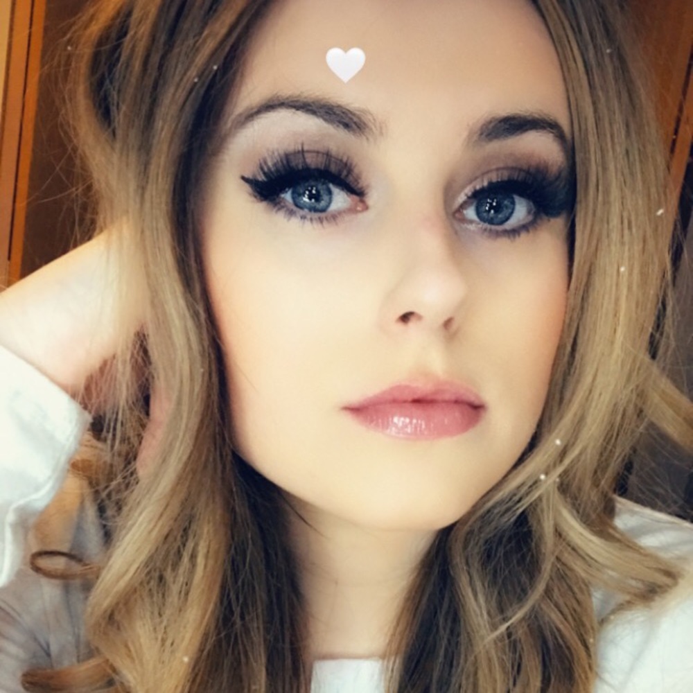 Meet your Posher, Kaia